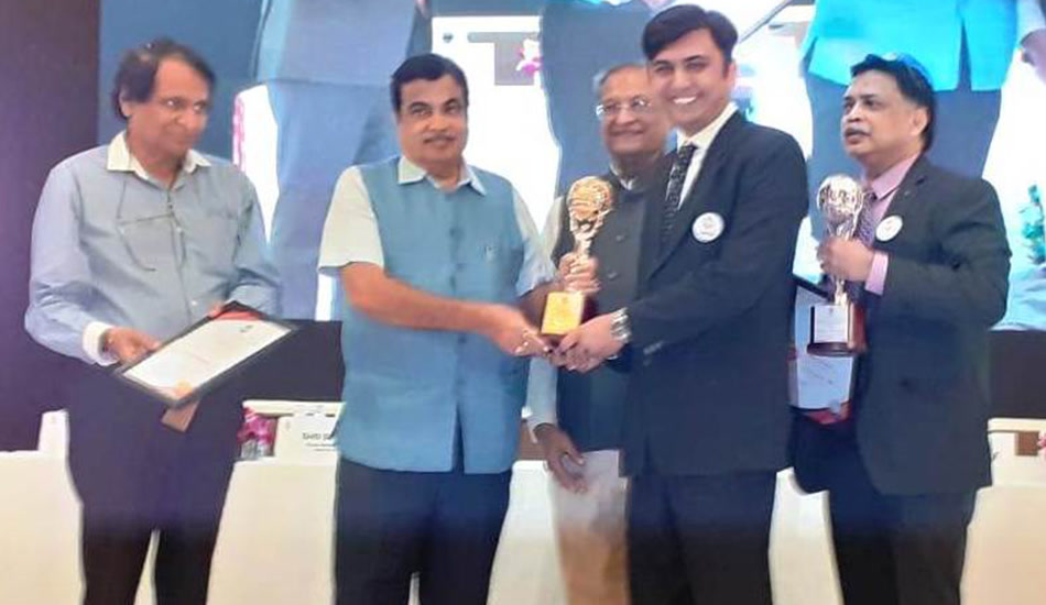 Award being received at export event